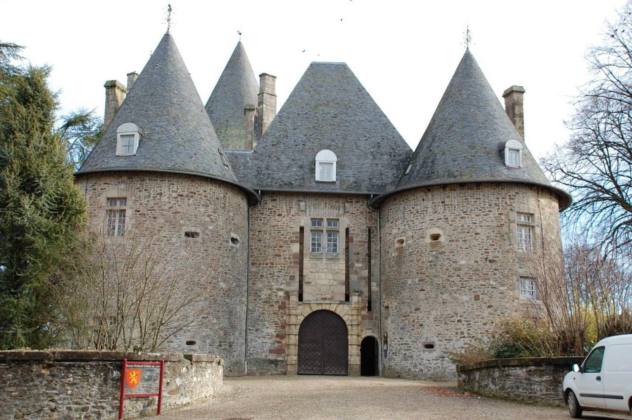 Hotel Maison Lyre, Pompadour à Arnac-Pompadour Extérieur photo